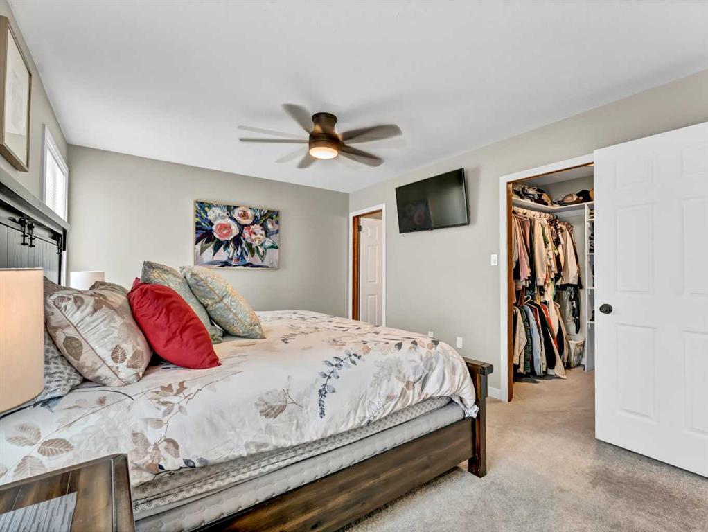 18 Cook Court SE