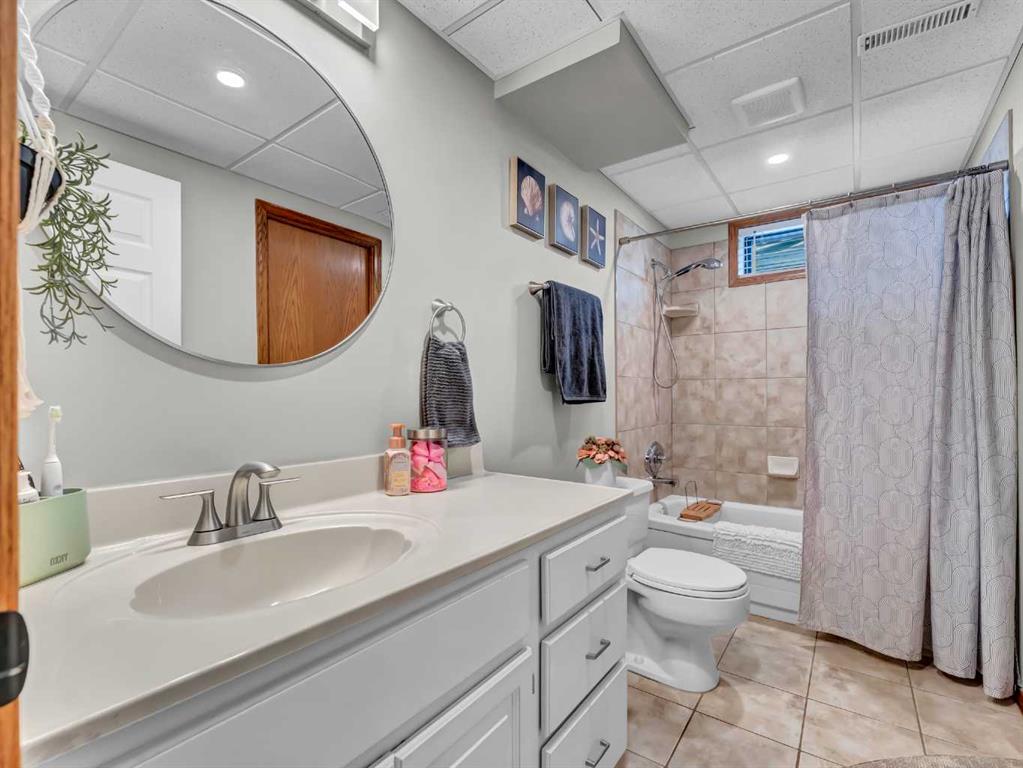 18 Cook Court SE