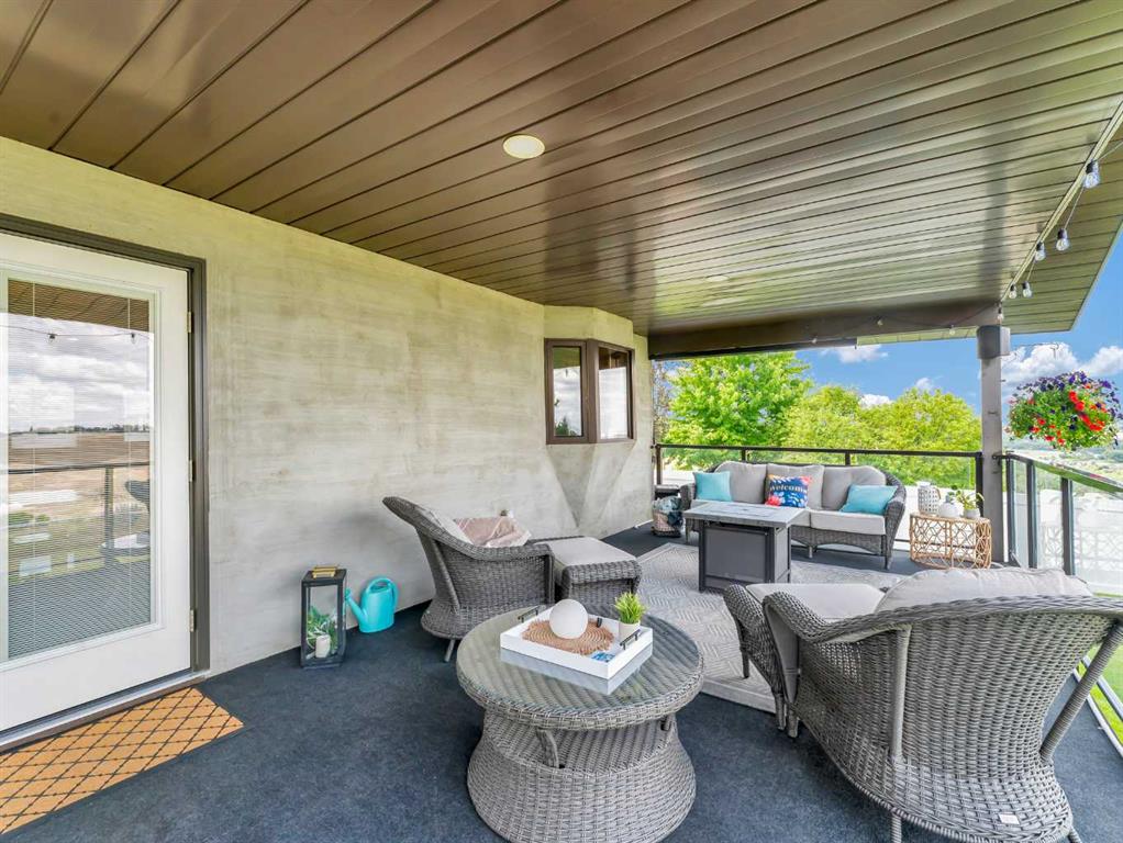 18 Cook Court SE