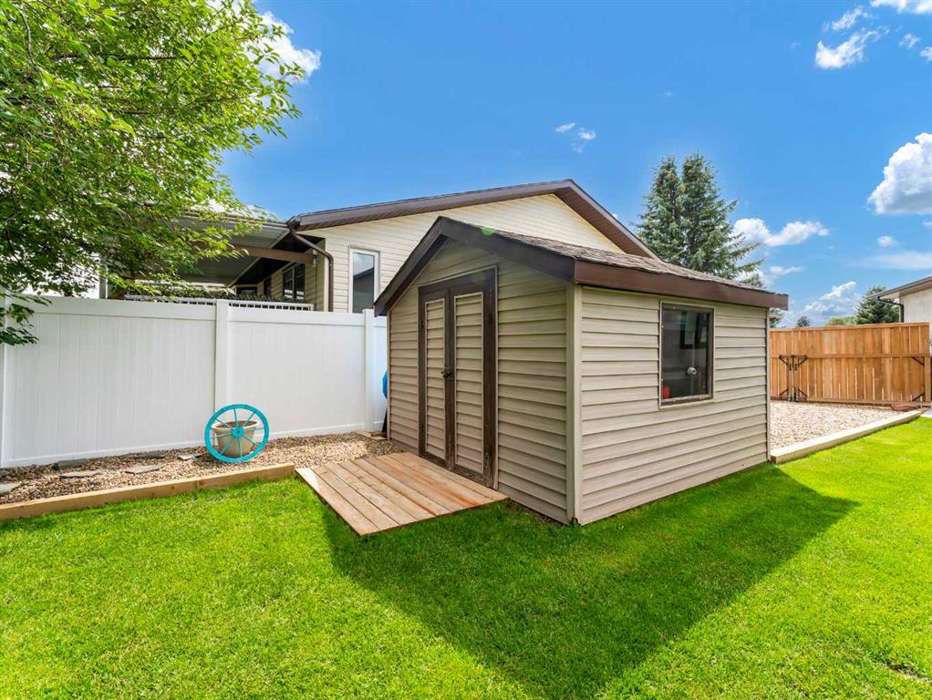 18 Cook Court SE
