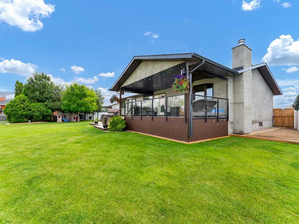18 Cook Court SE