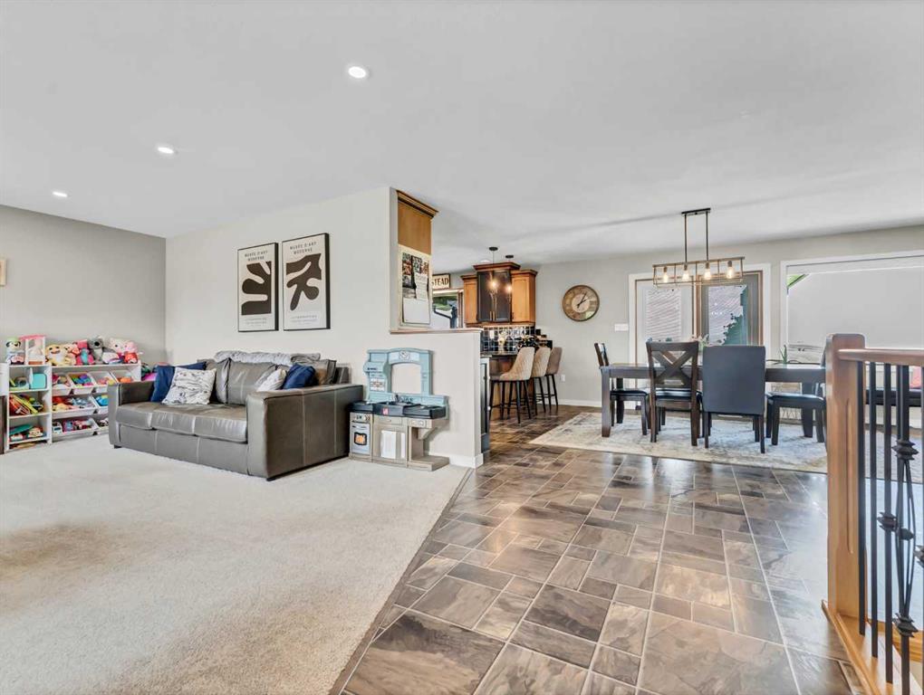 18 Cook Court SE