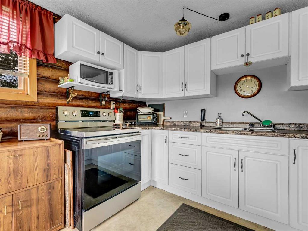 12228 Range Road 64  