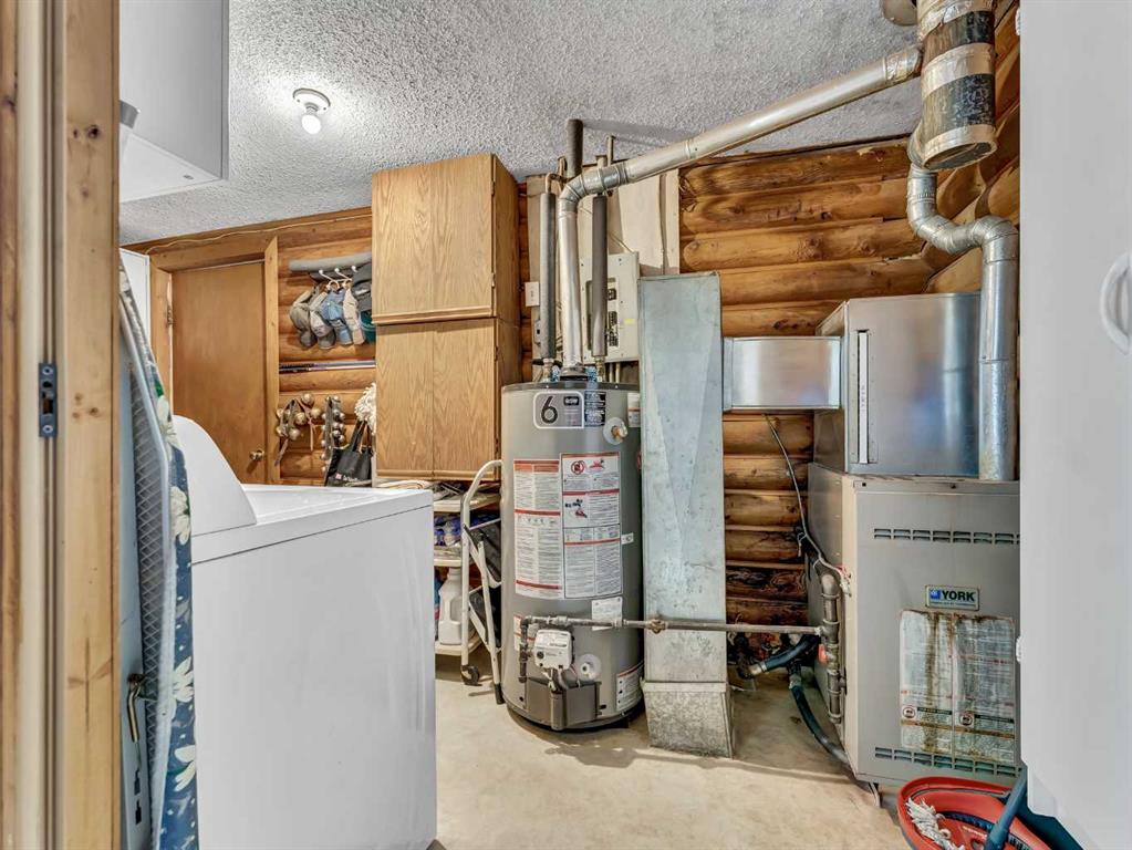 12228 Range Road 64  