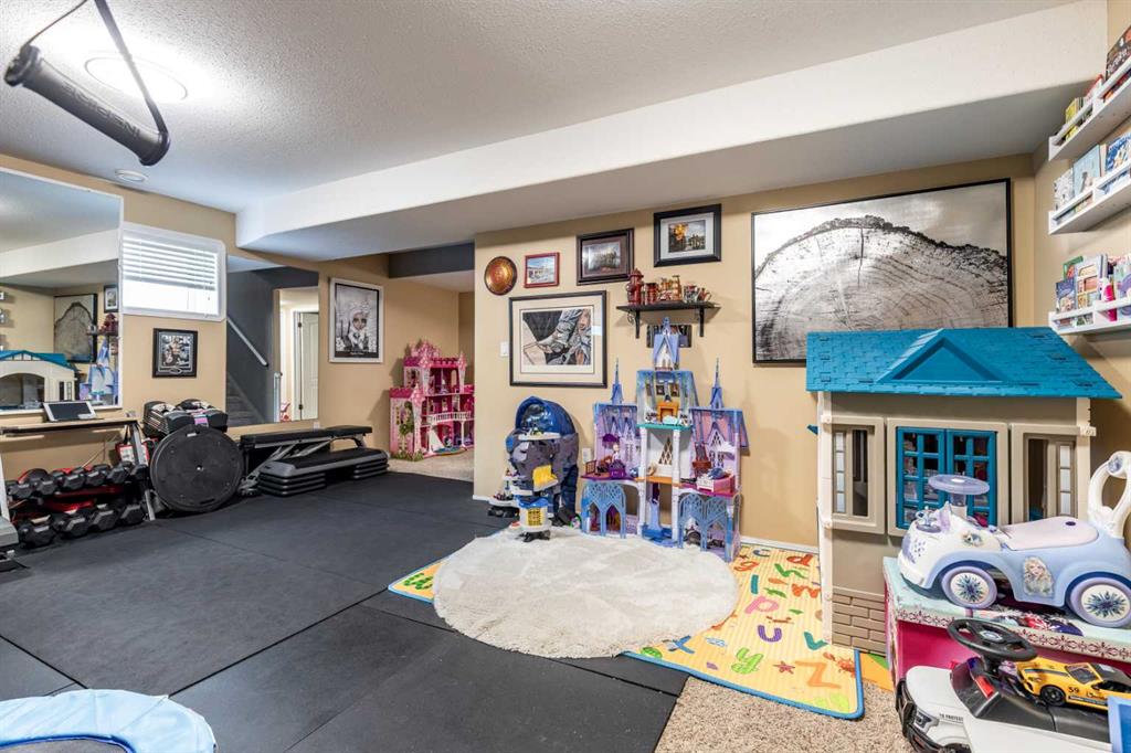 310 Jesmond Drive SW