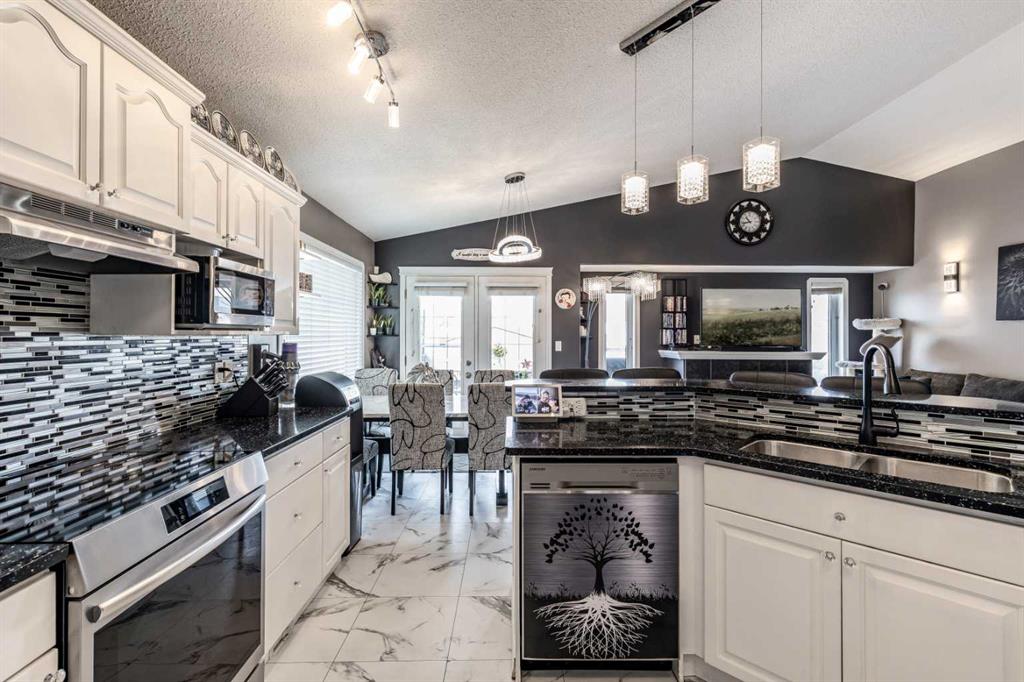 310 Jesmond Drive SW