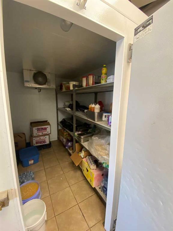 636 2nd Street W