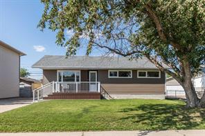 1316 Mckenzie Crescent NW, Medicine Hat