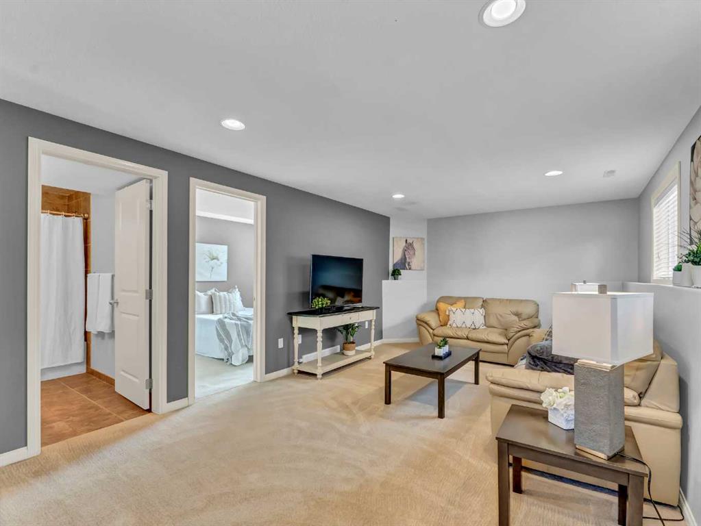 16 Terrace Avenue NE