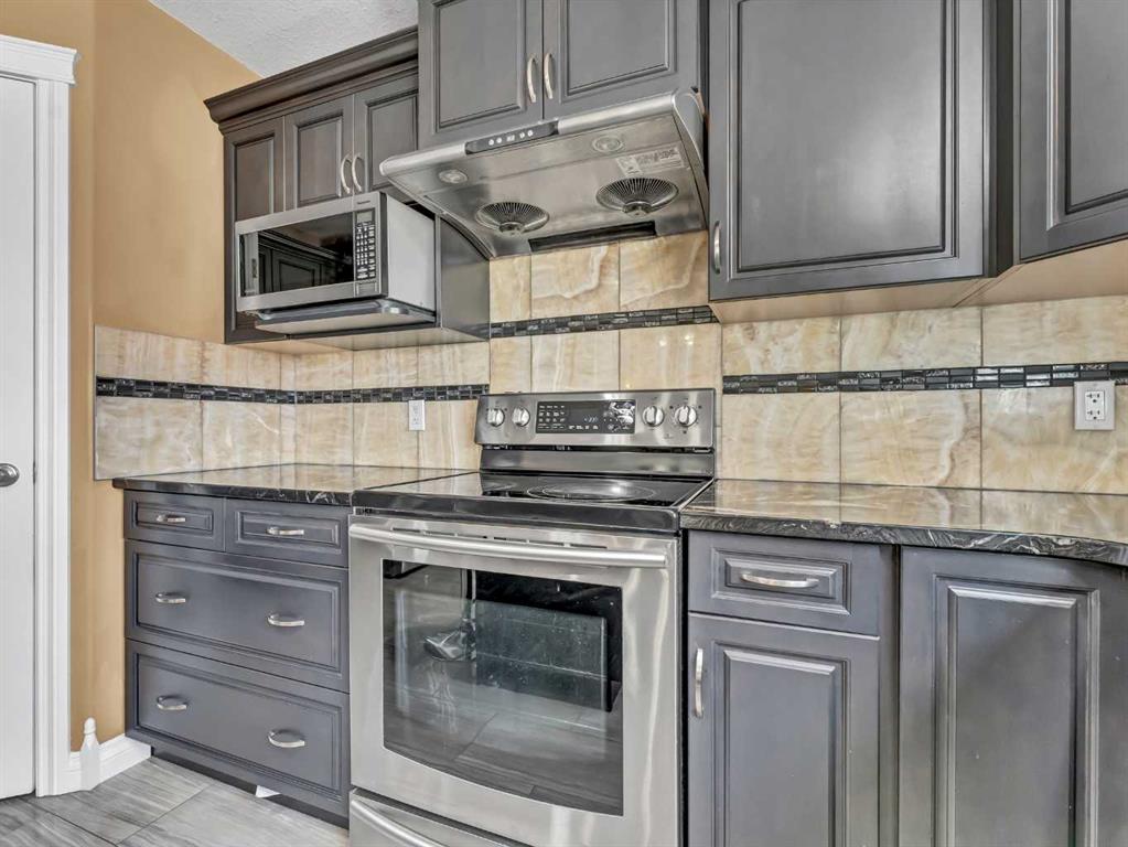 356 Somerside Crescent SE