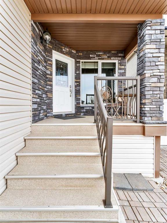 356 Somerside Crescent SE