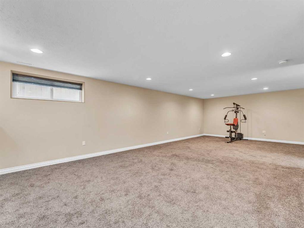 356 Somerside Crescent SE