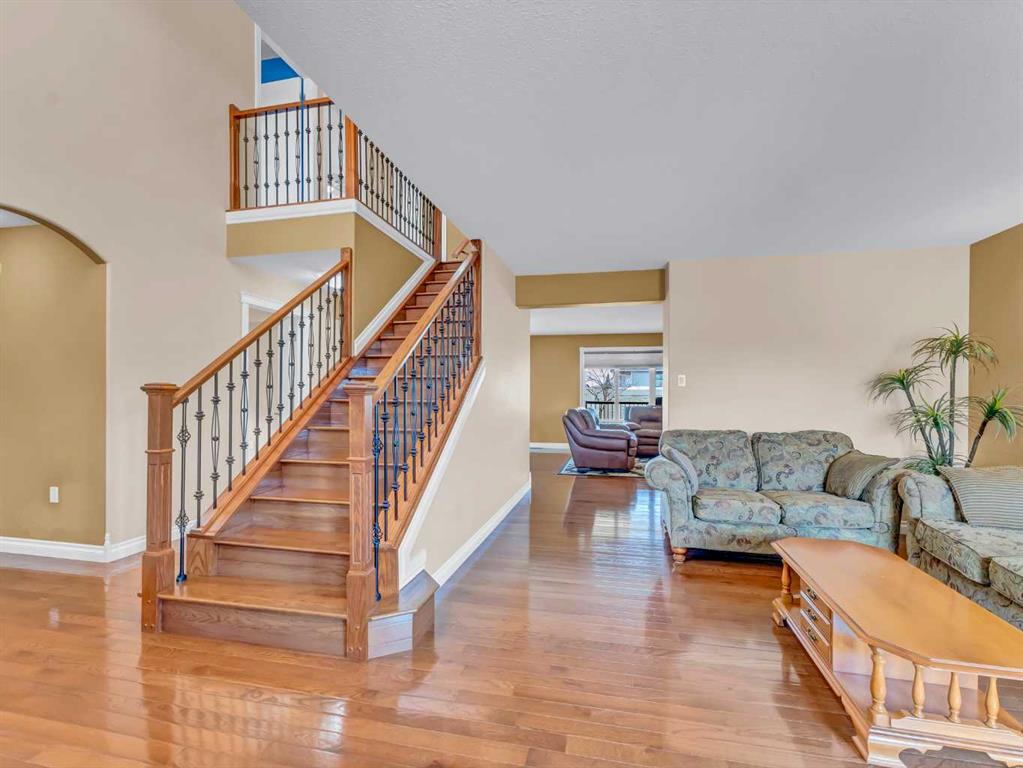 356 Somerside Crescent SE