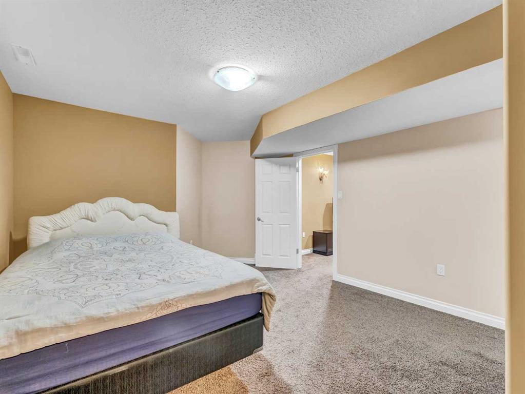 356 Somerside Crescent SE