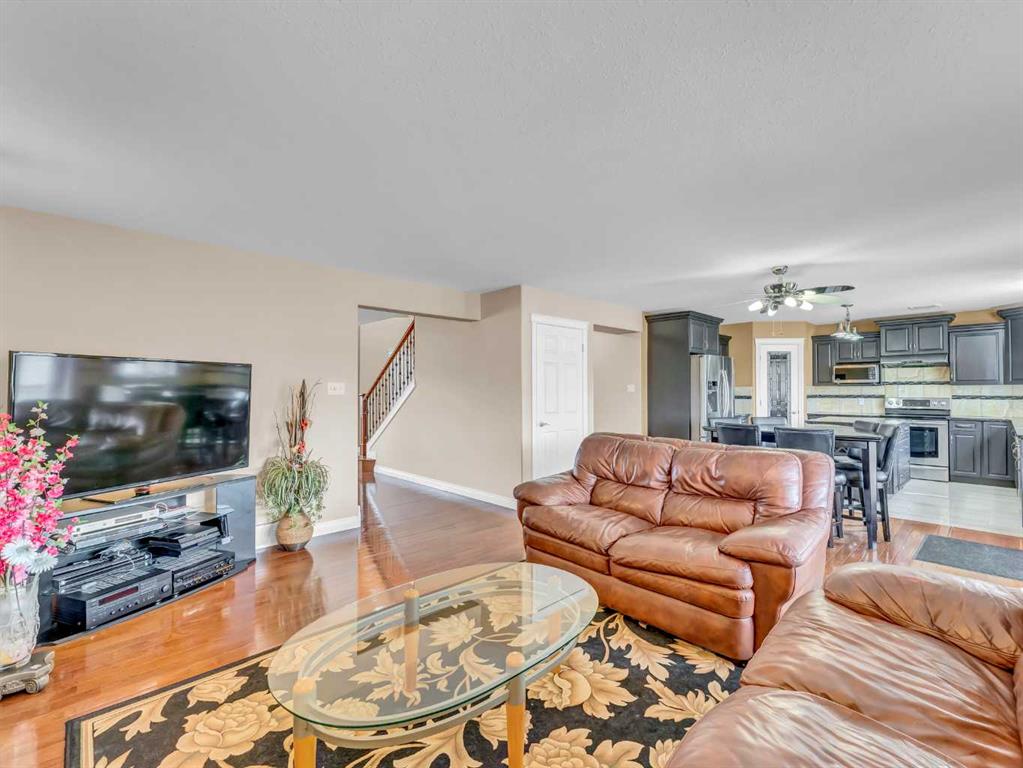 356 Somerside Crescent SE