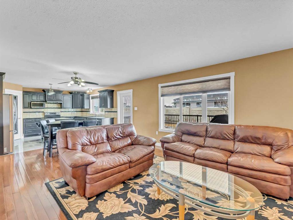 356 Somerside Crescent SE