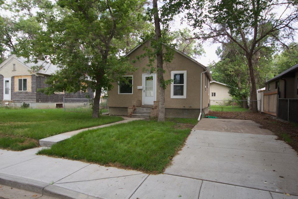 318 8 Street SE, Medicine Hat