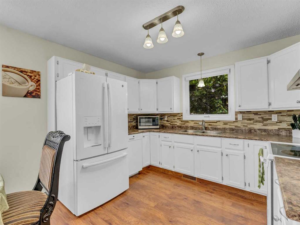 48 Strong Avenue SE