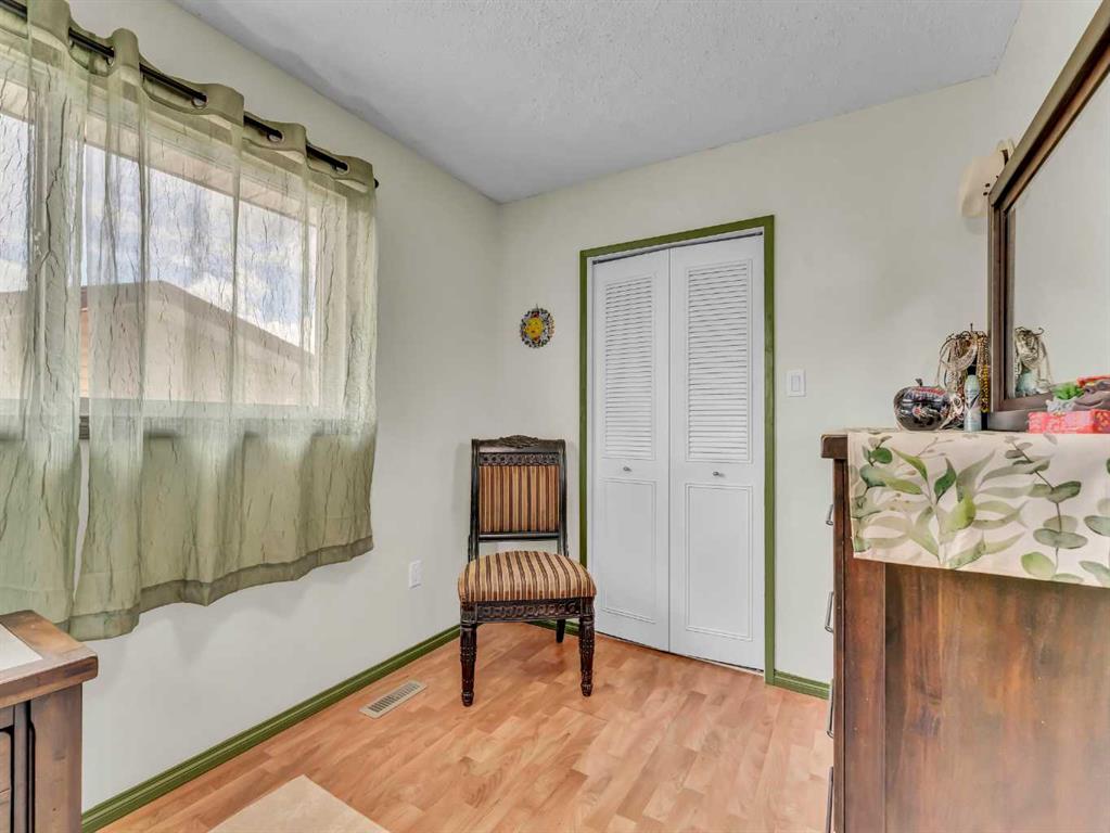 48 Strong Avenue SE