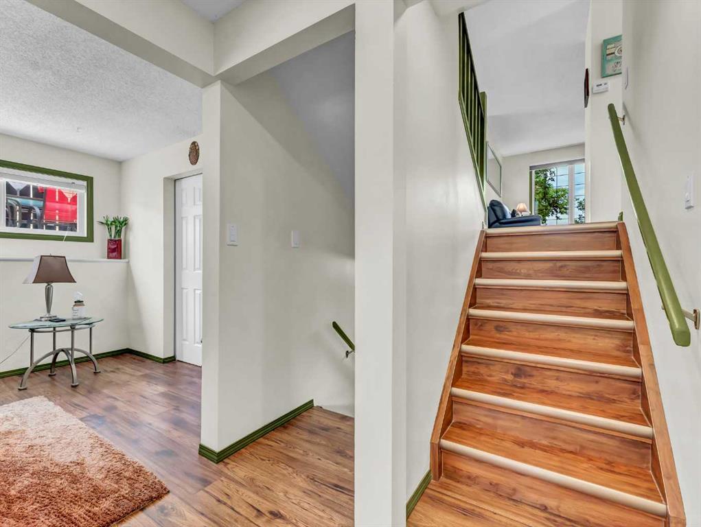 48 Strong Avenue SE