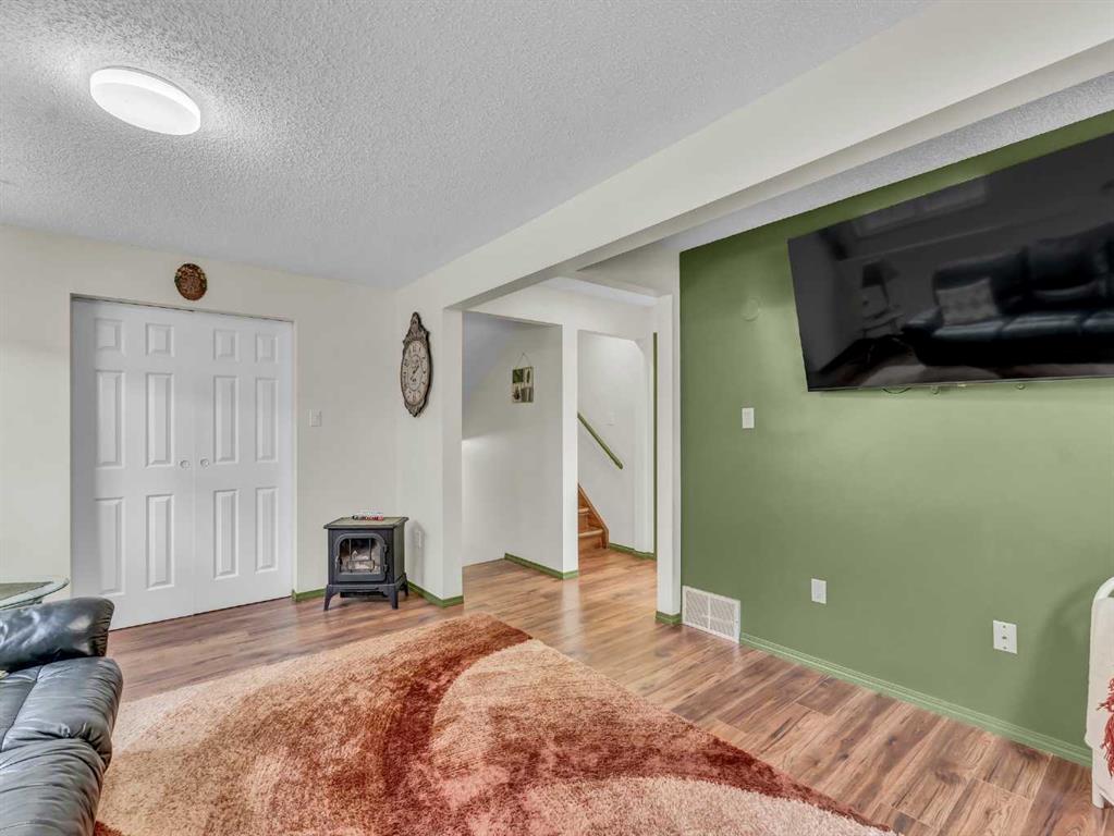 48 Strong Avenue SE