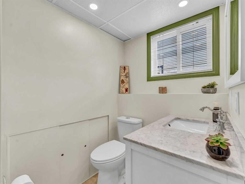 48 Strong Avenue SE