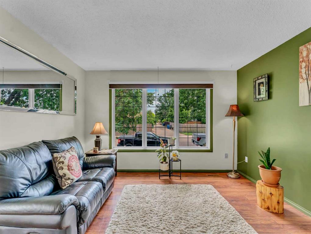 48 Strong Avenue SE