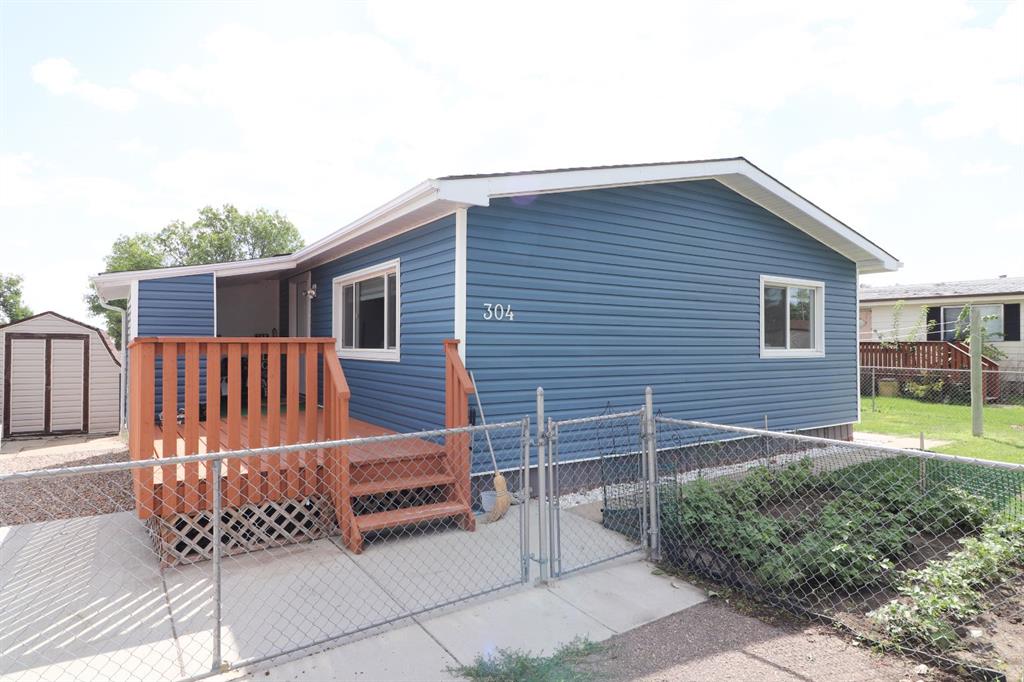 304 Fleet Street SW, Medicine Hat