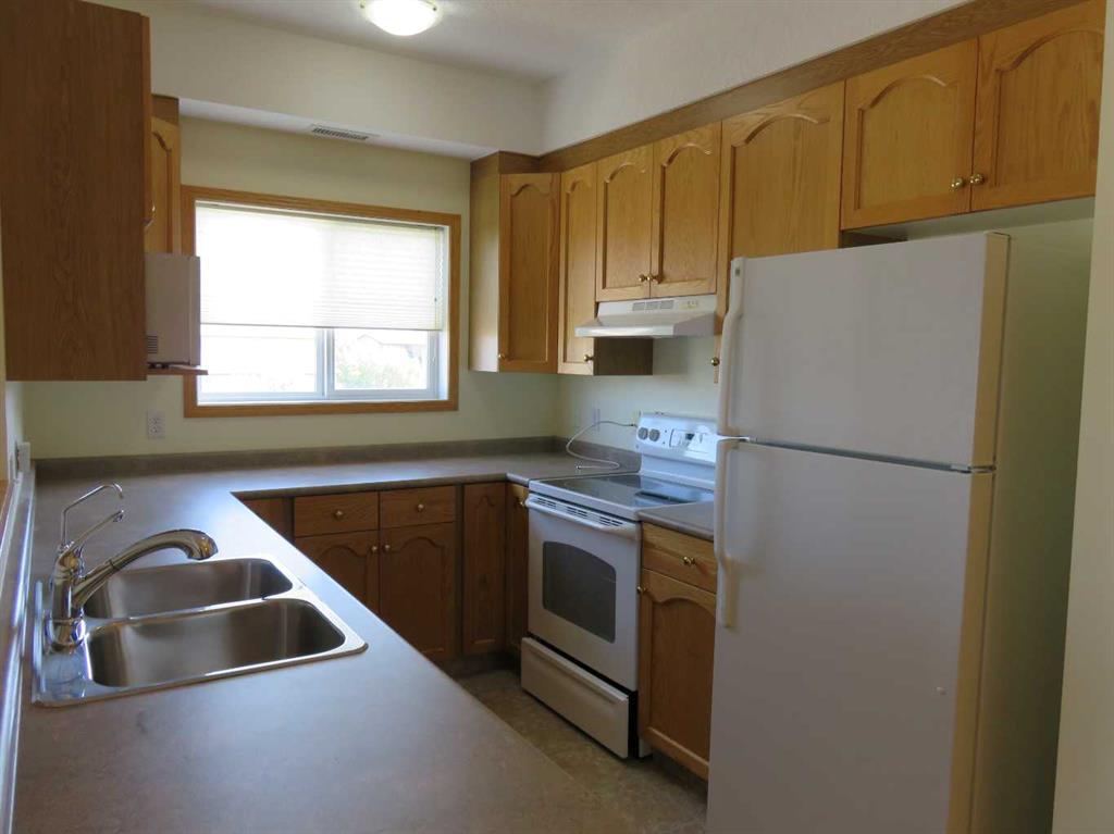 #210 194 Sunrise Circle SW