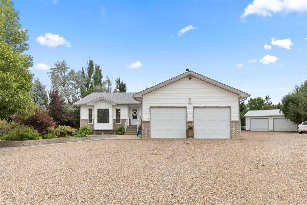 1332 4A Avenue , Dunmore