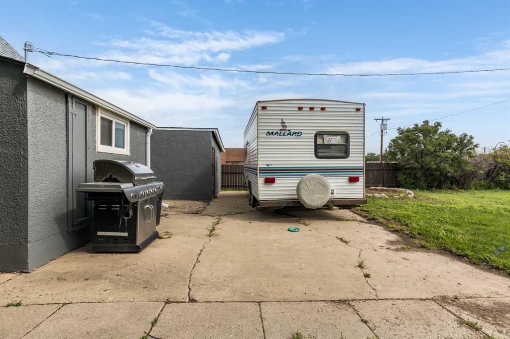 101 3 Street SE