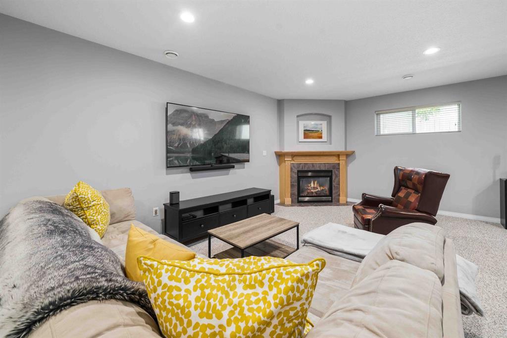 40 Stratton Close SE