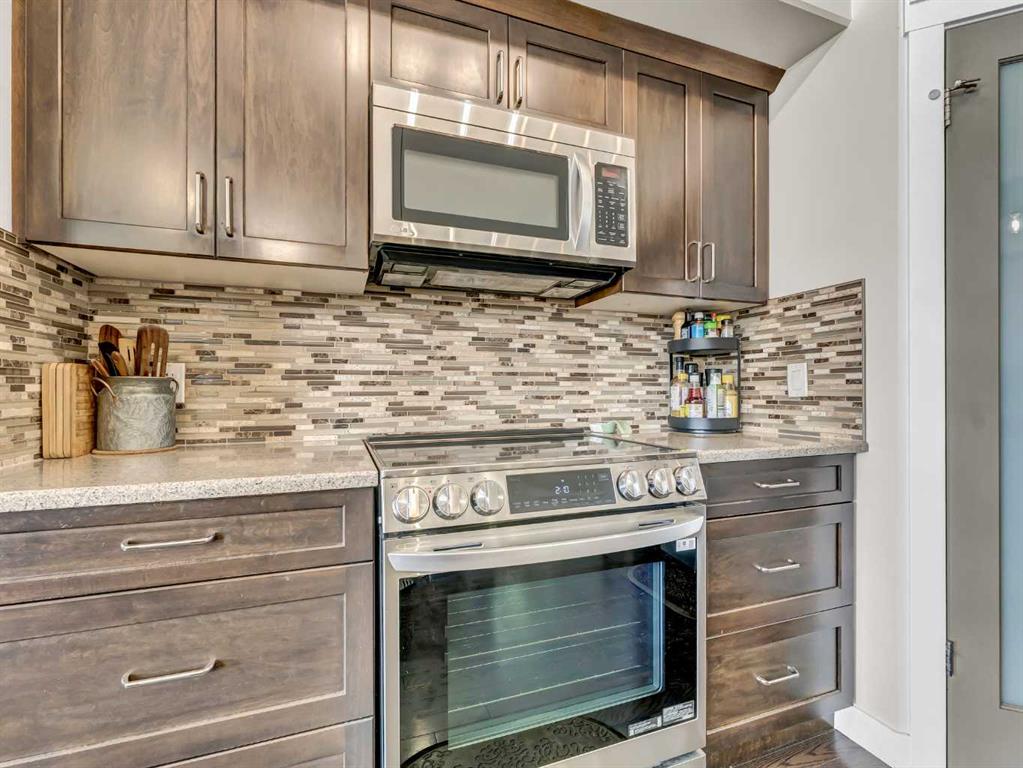 84 Somerside Way SE