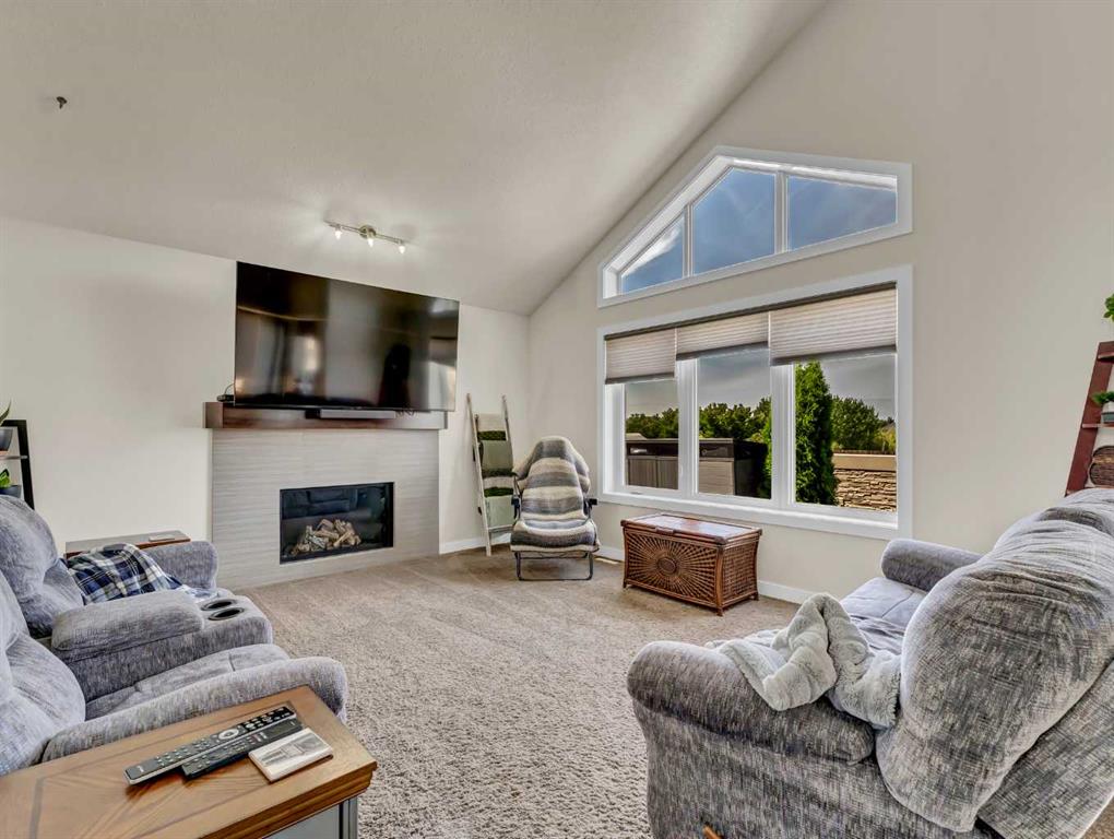 84 Somerside Way SE