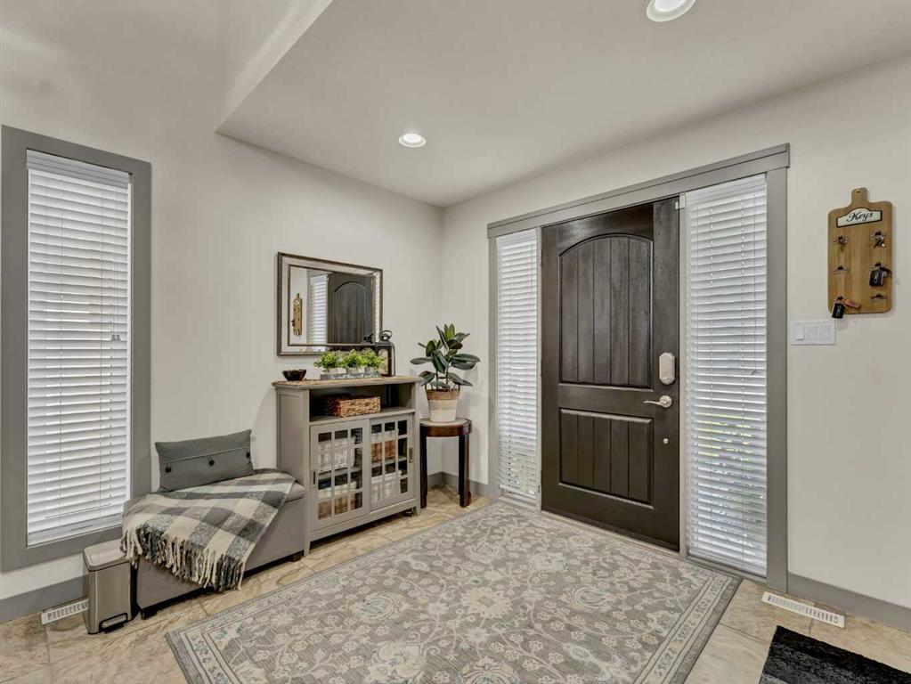 84 Somerside Way SE