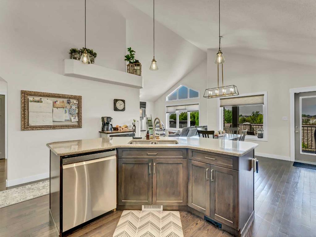 84 Somerside Way SE