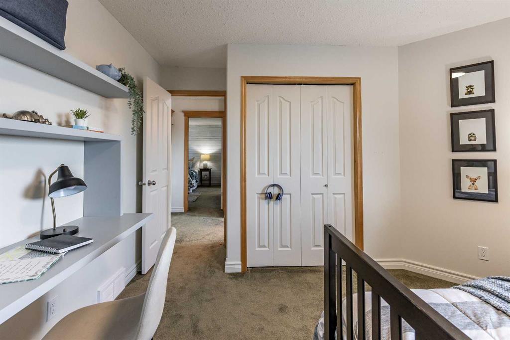45 Stein Close SE