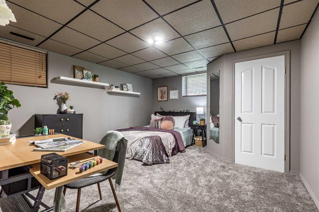 45 Stein Close SE