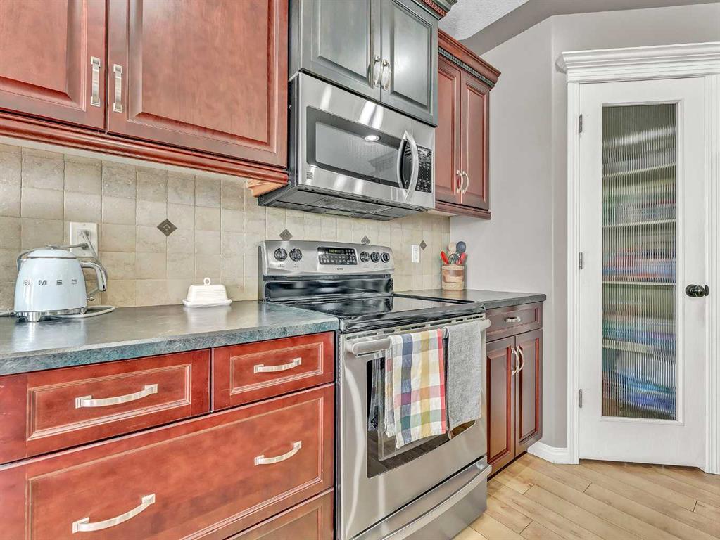 246 Somerset Road SE