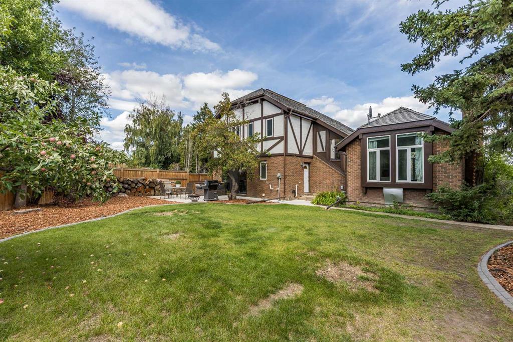 1236 Parkview Drive NE