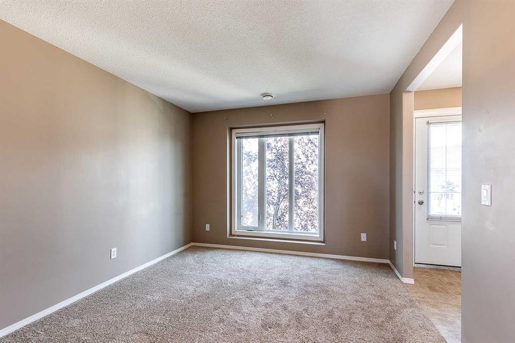 336 Northlands Pointe NE