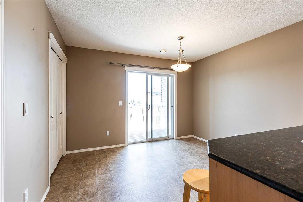 336 Northlands Pointe NE