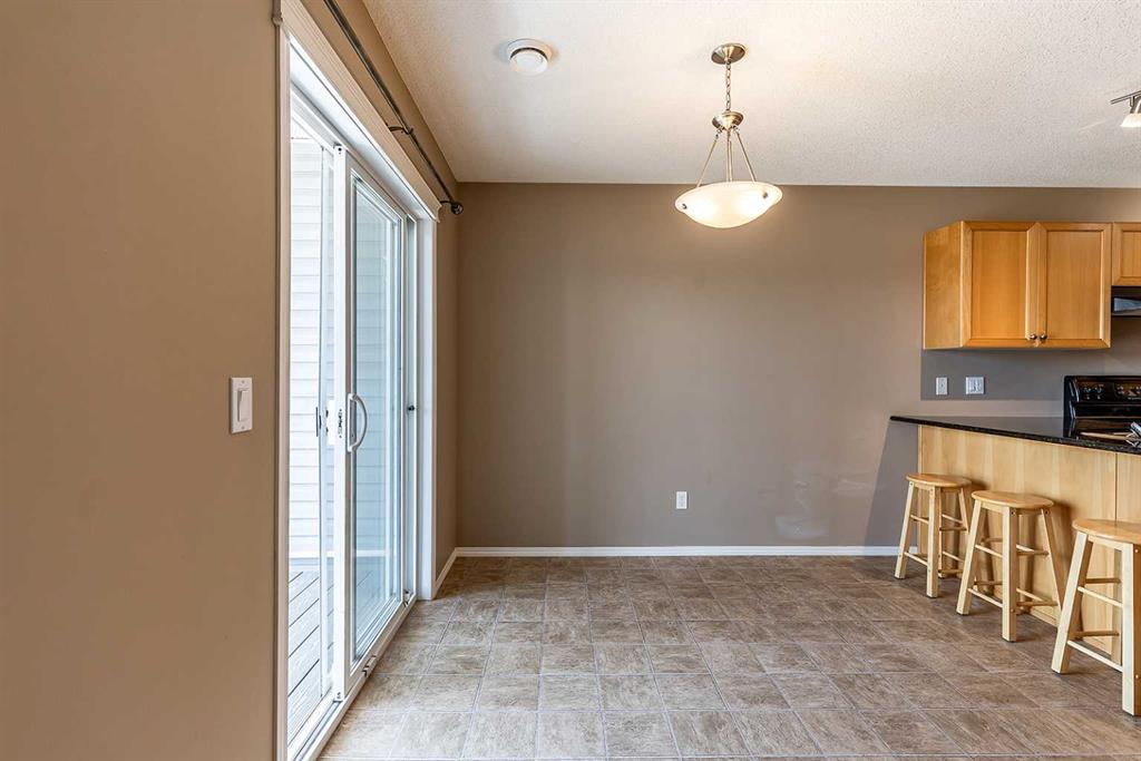 336 Northlands Pointe NE