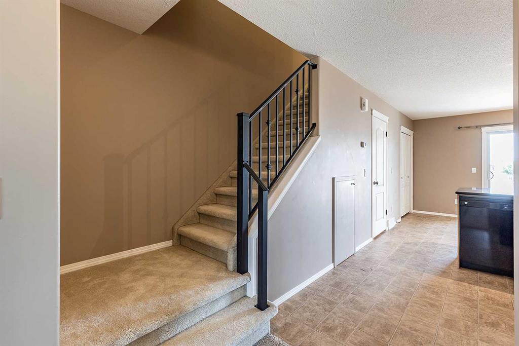 336 Northlands Pointe NE