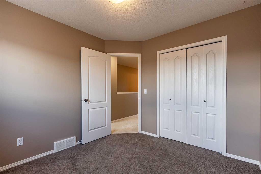 336 Northlands Pointe NE