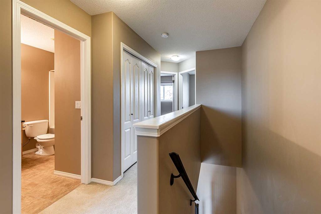 336 Northlands Pointe NE