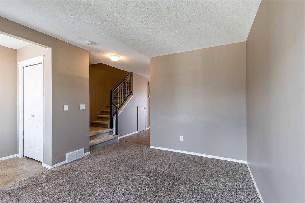 336 Northlands Pointe NE