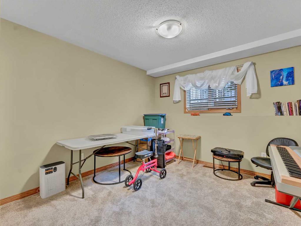 #2 407 Macleod Trail SE