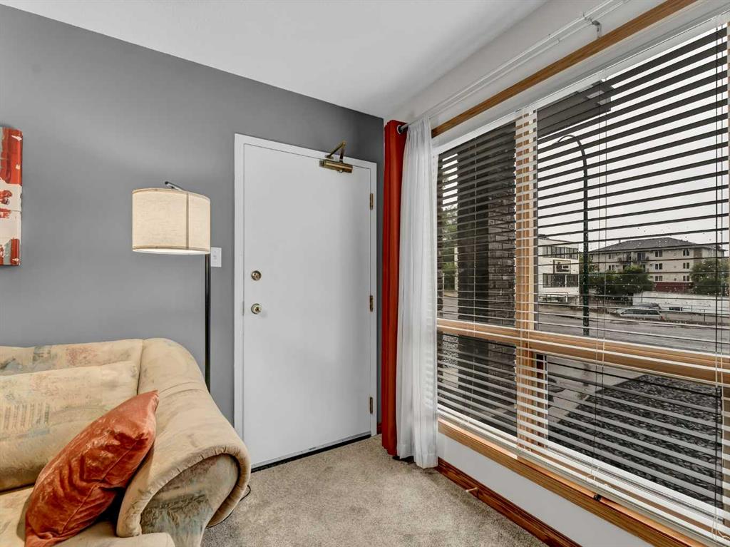 #2 407 Macleod Trail SE