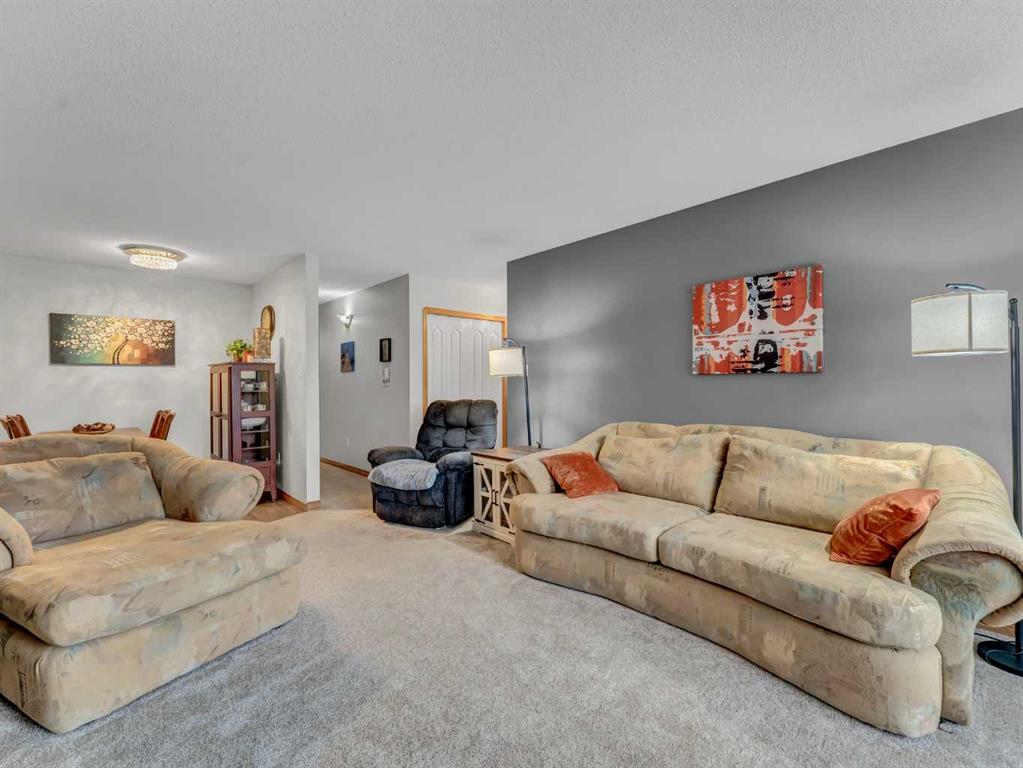 #2 407 Macleod Trail SE